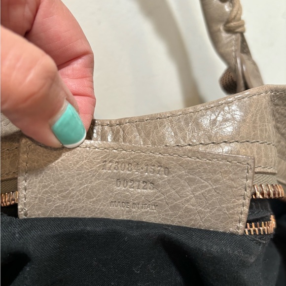 Balenciaga City Handbag - Picture 16 of 16